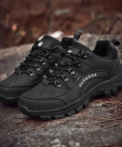 Hot Sale Fashion Balck Work Shoes Trainers Men Non-slip Men's Outdoor Shoes Plus Size 49 Hiking Shoes Zapatillas Trekking Hombre